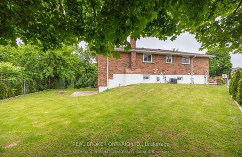 Photo 19 at 54 Millhouse Crescent, Rouge E11, Toronto