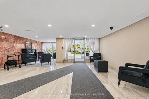Photo 4 at 507 - 3151 BRIDLETOWNE Circle, L'Amoreaux, Toronto