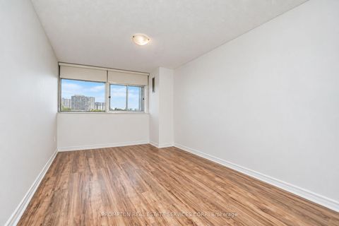 Photo 14 at 507 - 3151 BRIDLETOWNE Circle, L'Amoreaux, Toronto