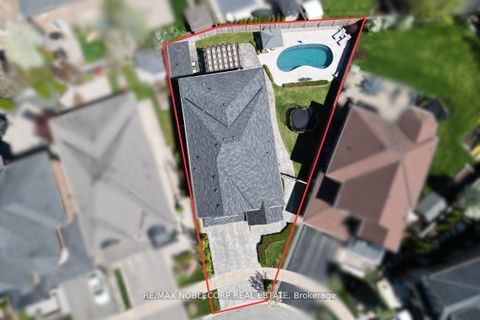Photo 1 at 27 Gorman Avenue, Vellore Village, Vaughan