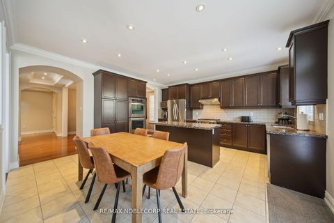 Photo 8 at 27 Gorman Avenue, Vellore Village, Vaughan