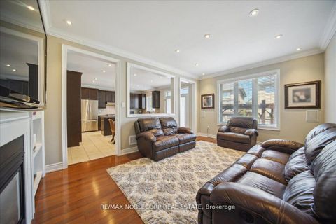 Photo 11 at 27 Gorman Avenue, Vellore Village, Vaughan