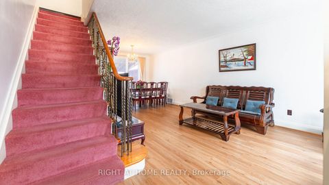 Photo 4 at 82 Tower Drive, Maryvale, Toronto