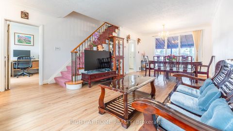 Photo 5 at 82 Tower Drive, Maryvale, Toronto