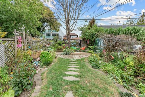 Photo 11 at 1394 Davenport Road, Davenport, Toronto