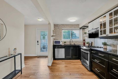Photo 4 at 12 Azalea Court, Humbermede, Toronto