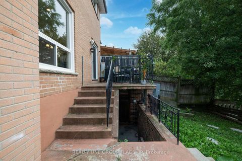 Photo 7 at 12 Azalea Court, Humbermede, Toronto