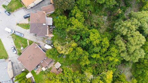 Photo 9 at 12 Azalea Court, Humbermede, Toronto