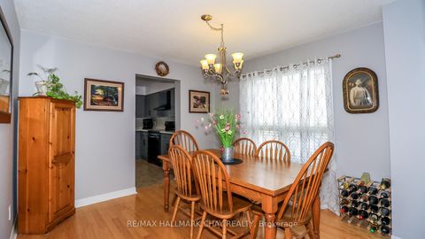 Photo 5 at 79 Browning Trail, Letitia Heights, Barrie