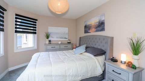 Photo 26 at 79 Browning Trail, Letitia Heights, Barrie
