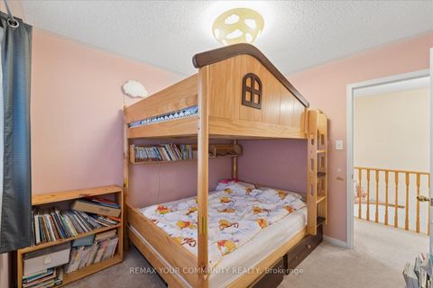 Photo 33 at 44 Antique Drive, Oak Ridges Lake Wilcox, Richmond Hill