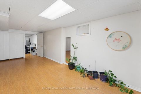 Photo 38 at 44 Antique Drive, Oak Ridges Lake Wilcox, Richmond Hill