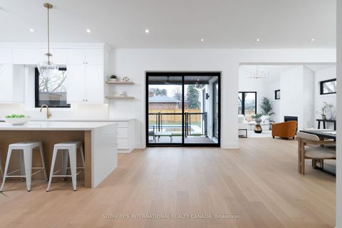 Photo 5 at 118 Warwood Road, City Centre West, Toronto