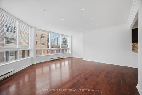 Photo 12 at 610 - 82 Lombard Street, Yonge Corridor, Toronto