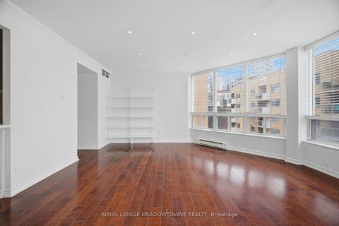 Photo 14 at 610 - 82 Lombard Street, Yonge Corridor, Toronto