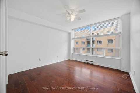 Photo 21 at 610 - 82 Lombard Street, Yonge Corridor, Toronto