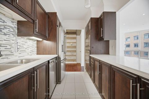 Photo 33 at 610 - 82 Lombard Street, Yonge Corridor, Toronto