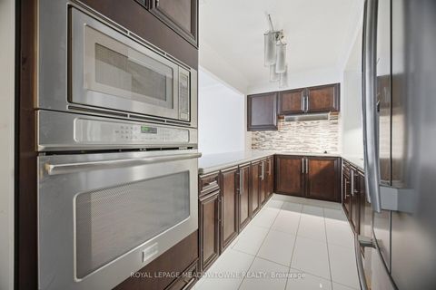 Photo 35 at 610 - 82 Lombard Street, Yonge Corridor, Toronto