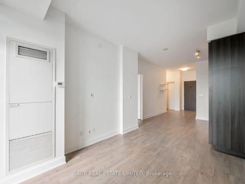 Photo 17 at 524 - 38 Cameron Street, Chinatown, Toronto