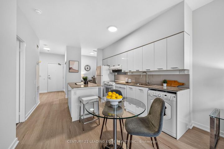 Photo 16 at PH3 - 33 Singer Court, Bayview Village, Toronto