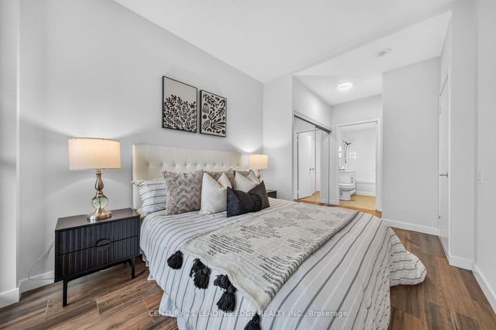 Photo 24 at PH3 - 33 Singer Court, Bayview Village, Toronto