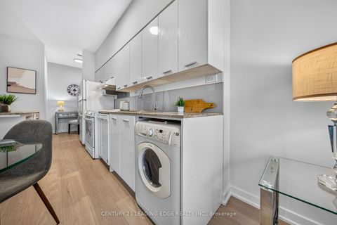 Photo 17 at PH3 - 33 Singer Court, Bayview Village, Toronto