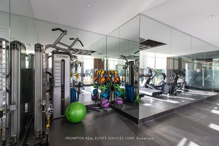 Photo 3 at 310 - 115 McMahon Drive, Bayview Village, Toronto