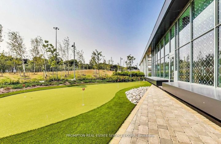 Photo 13 at 310 - 115 McMahon Drive, Bayview Village, Toronto