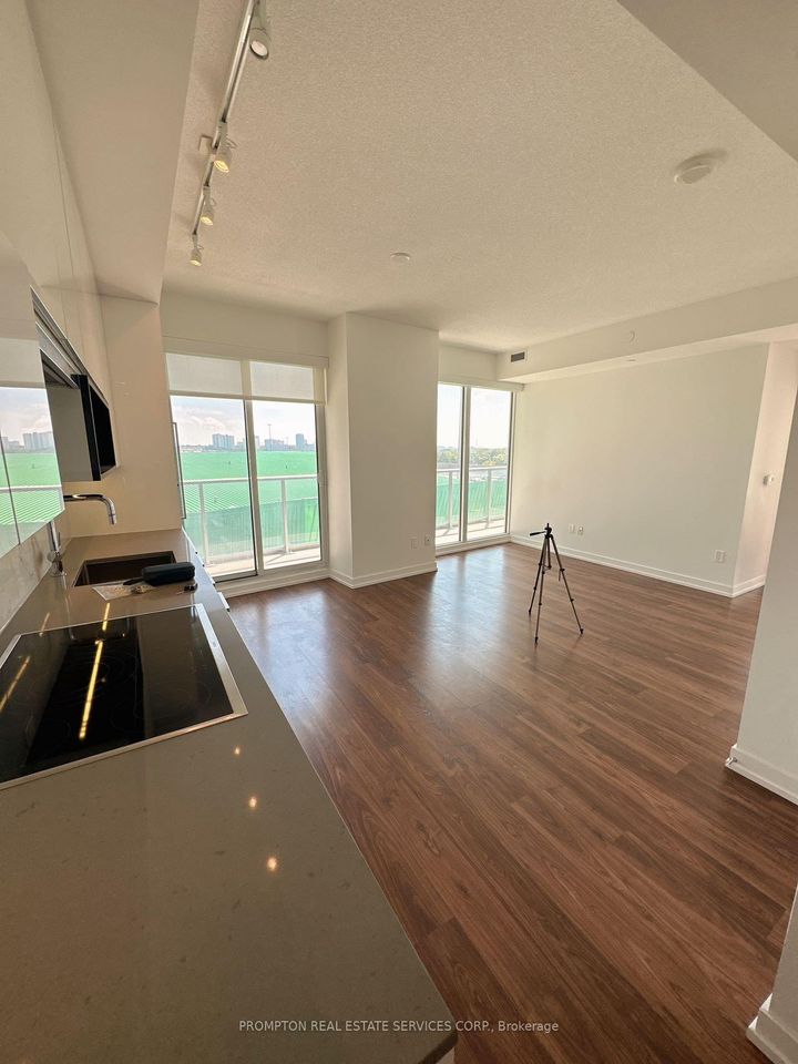 Photo 14 at 310 - 115 McMahon Drive, Bayview Village, Toronto