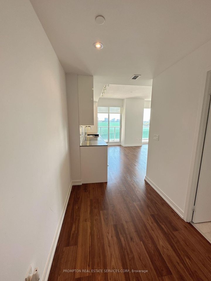 Photo 16 at 310 - 115 McMahon Drive, Bayview Village, Toronto