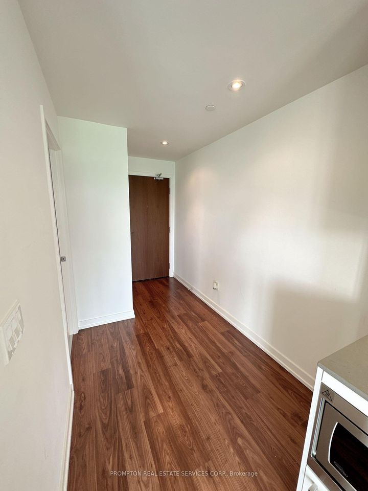 Photo 18 at 310 - 115 McMahon Drive, Bayview Village, Toronto