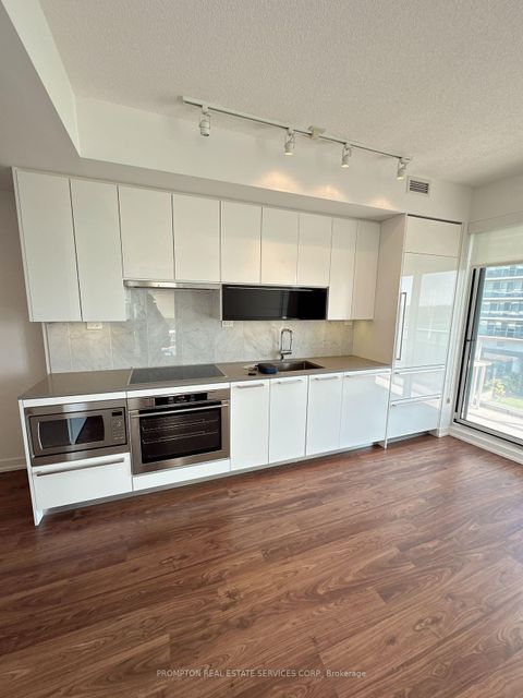 Photo 19 at 310 - 115 McMahon Drive, Bayview Village, Toronto