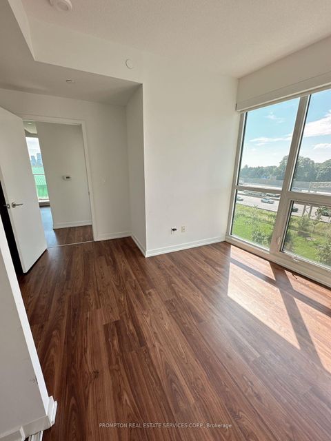 Photo 22 at 310 - 115 McMahon Drive, Bayview Village, Toronto