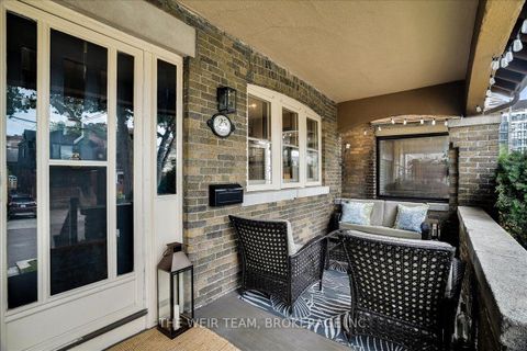 Photo 1 at 25 Oak Park Avenue, Danforth, Toronto
