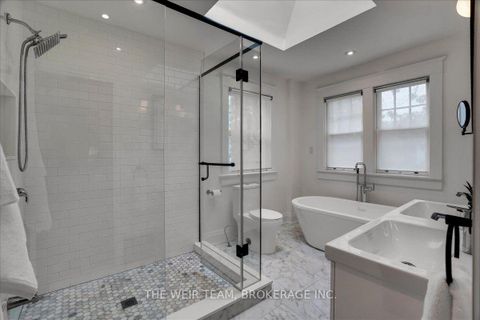 Photo 17 at 25 Oak Park Avenue, Danforth, Toronto