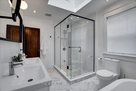 Photo 20 at 25 Oak Park Avenue, Danforth, Toronto