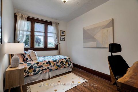 Photo 22 at 25 Oak Park Avenue, Danforth, Toronto