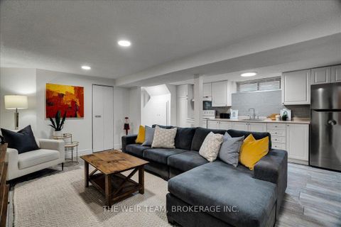 Photo 24 at 25 Oak Park Avenue, Danforth, Toronto