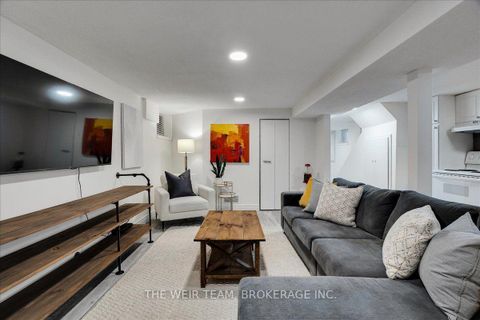 Photo 25 at 25 Oak Park Avenue, Danforth, Toronto