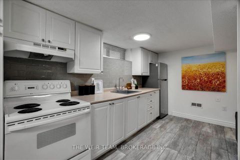 Photo 26 at 25 Oak Park Avenue, Danforth, Toronto