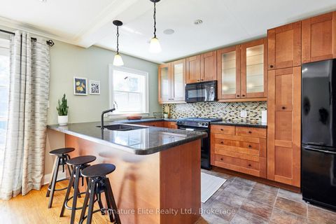 Photo 8 at 153 Parkhurst Boulevard, Leaside, Toronto