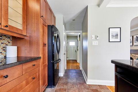 Photo 10 at 153 Parkhurst Boulevard, Leaside, Toronto