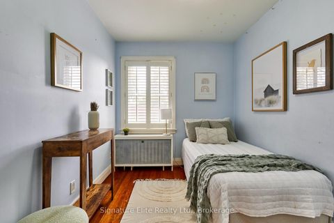 Photo 14 at 153 Parkhurst Boulevard, Leaside, Toronto