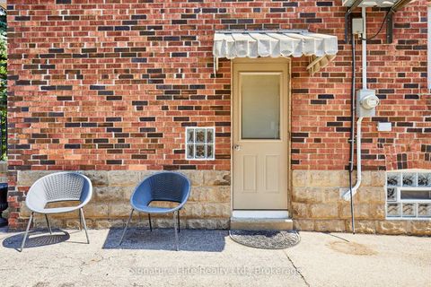 Photo 21 at 153 Parkhurst Boulevard, Leaside, Toronto