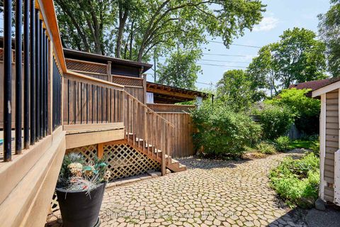 Photo 23 at 153 Parkhurst Boulevard, Leaside, Toronto