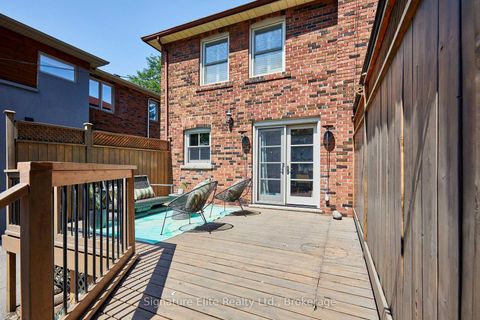Photo 24 at 153 Parkhurst Boulevard, Leaside, Toronto