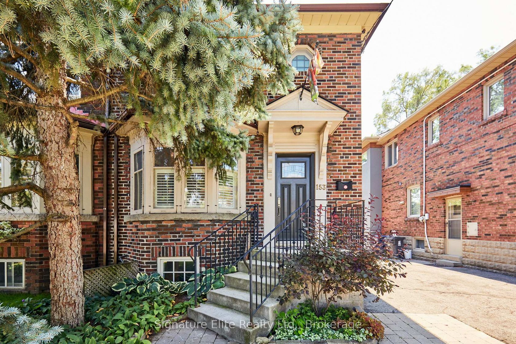 153 Parkhurst Boulevard, Leaside, Toronto 