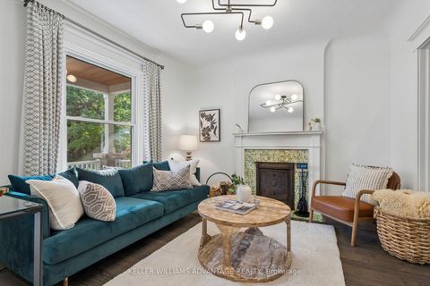 Photo 3 at 84 Kingsmount Park Road, Woodbine Corridor, Toronto
