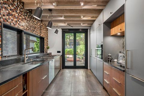 Photo 15 at 84 Kingsmount Park Road, Woodbine Corridor, Toronto