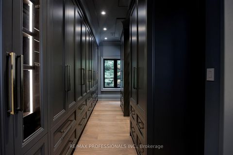 Photo 36 at 30 Dacre Crescent, Swansea, Toronto